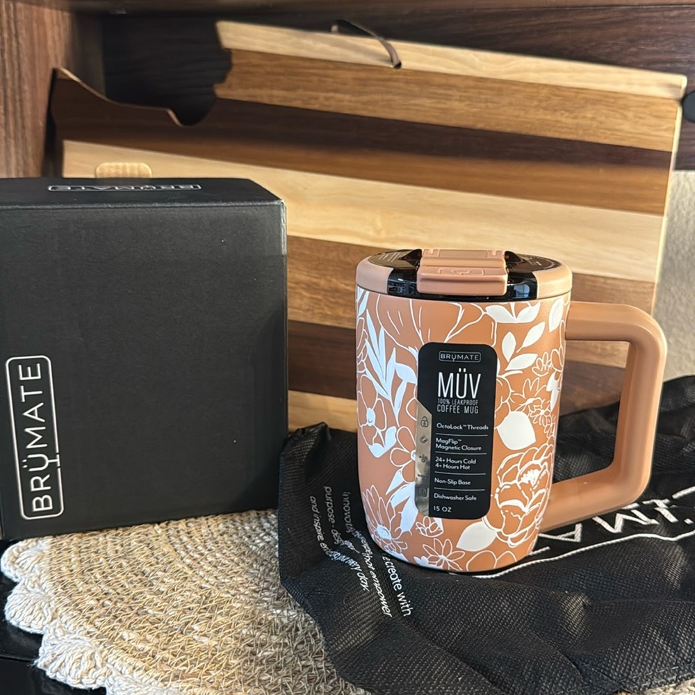 BNIB LIMITED EDITION - Brumate MÜV 15oz Sandstone Bloom Mug